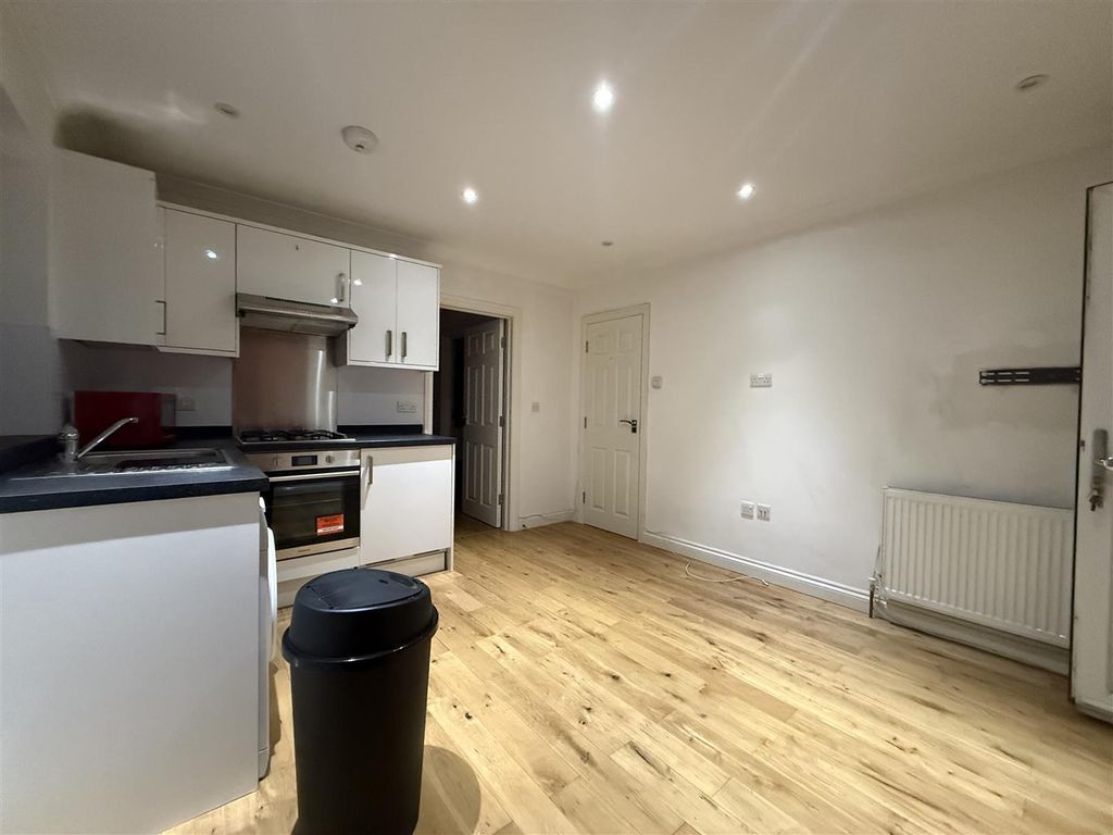 Property photo 3 of 8 Img_0902.Jpeg