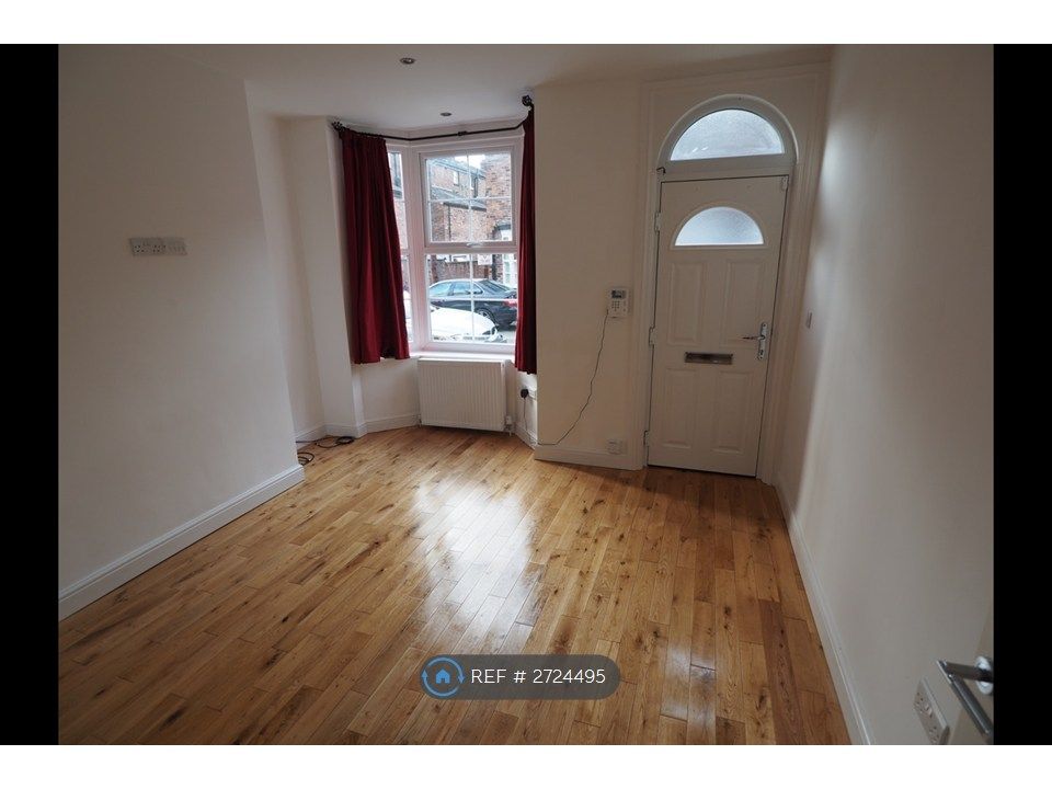 Property photo 2 of 12