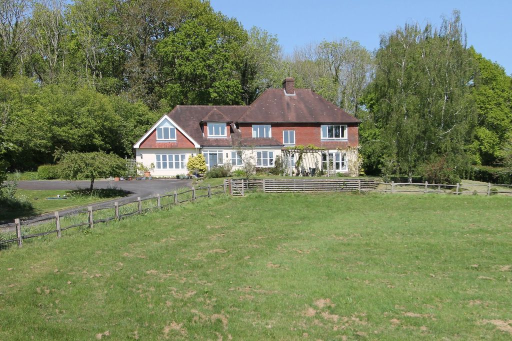 Property photo 1 of 29