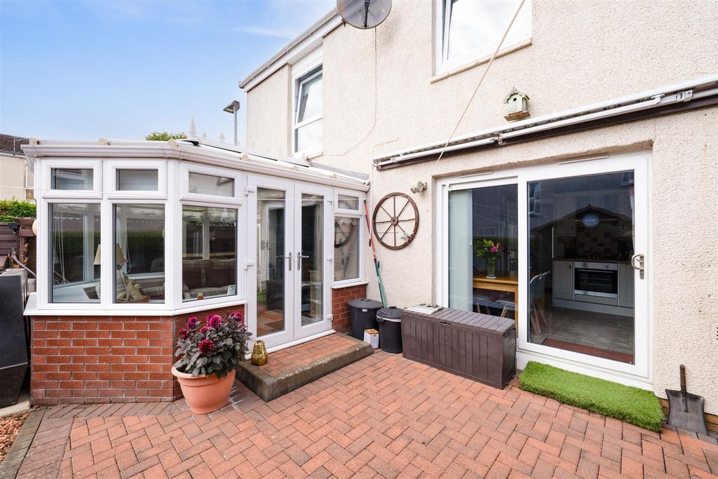 Property photo 2 of 18 76_Howdenburn_Court_Jedburgh-18.Jpg