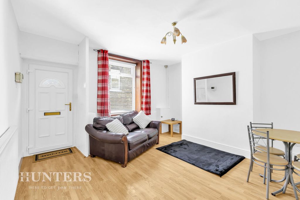 Property photo 2 of 14 Living Room