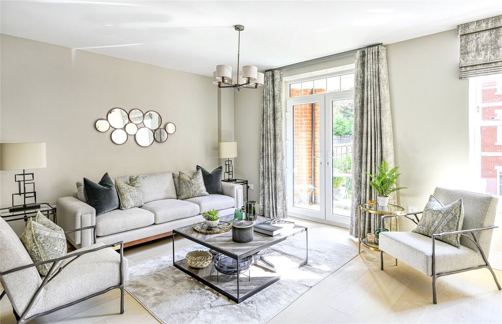 Property photo 2 of 8 Living Room