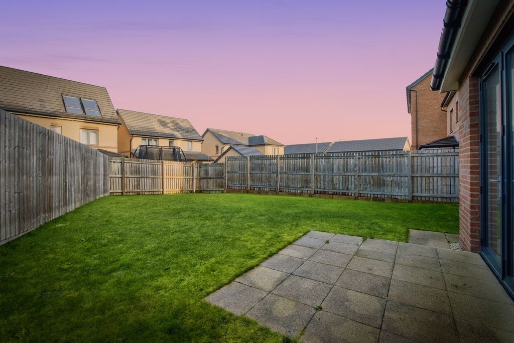 Additional image 28 of 4 bed detached house for saleHeath View, Wakefield, West Yorkshire WF1