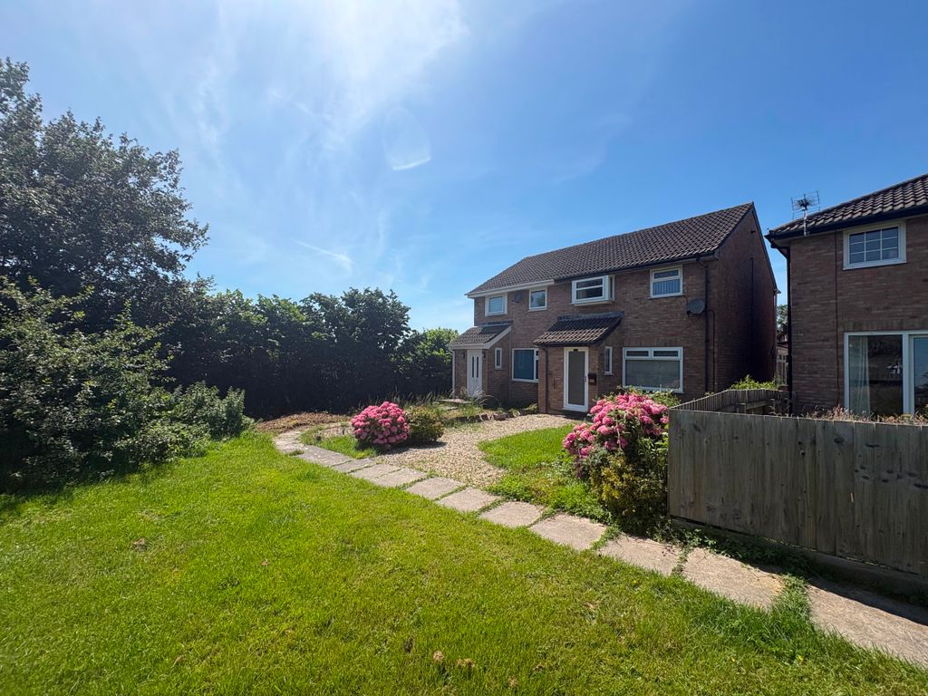 Property photo 2 of 25