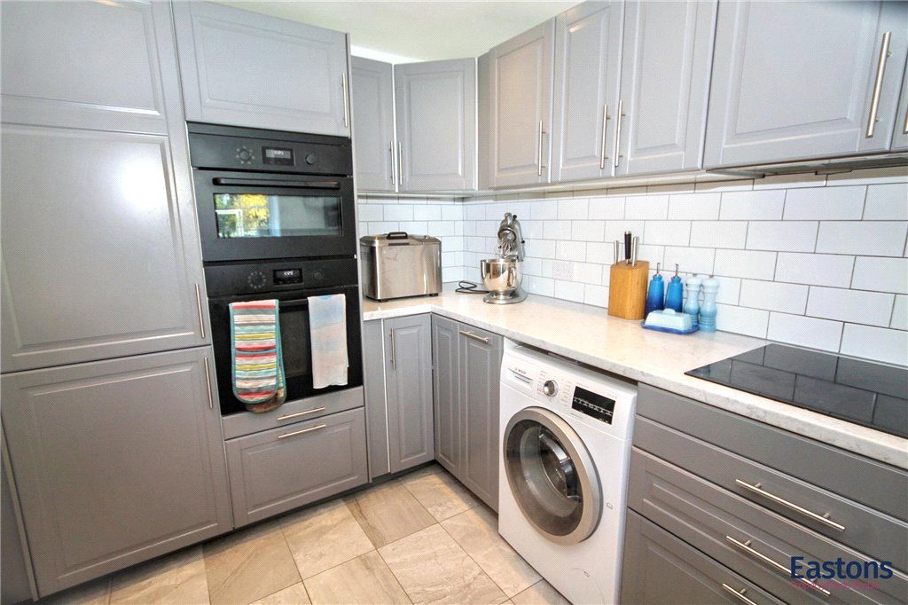 Property photo 3 of 28 Picture No. 24