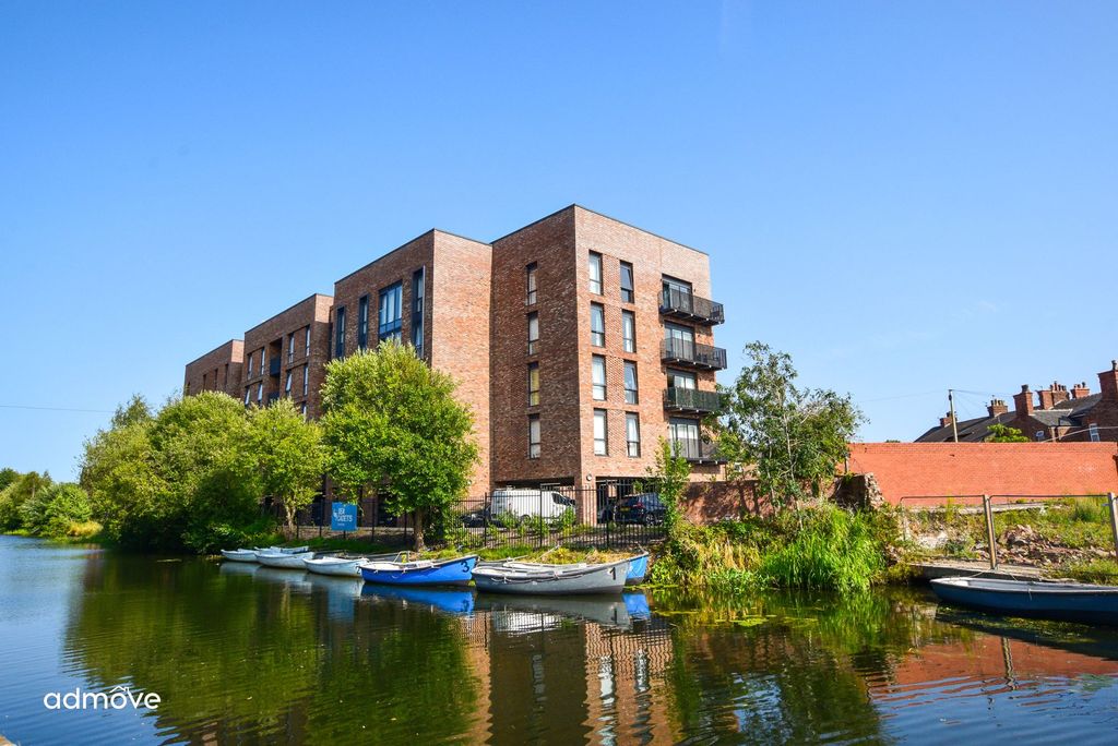 Property photo 1 of 12 Photo 19