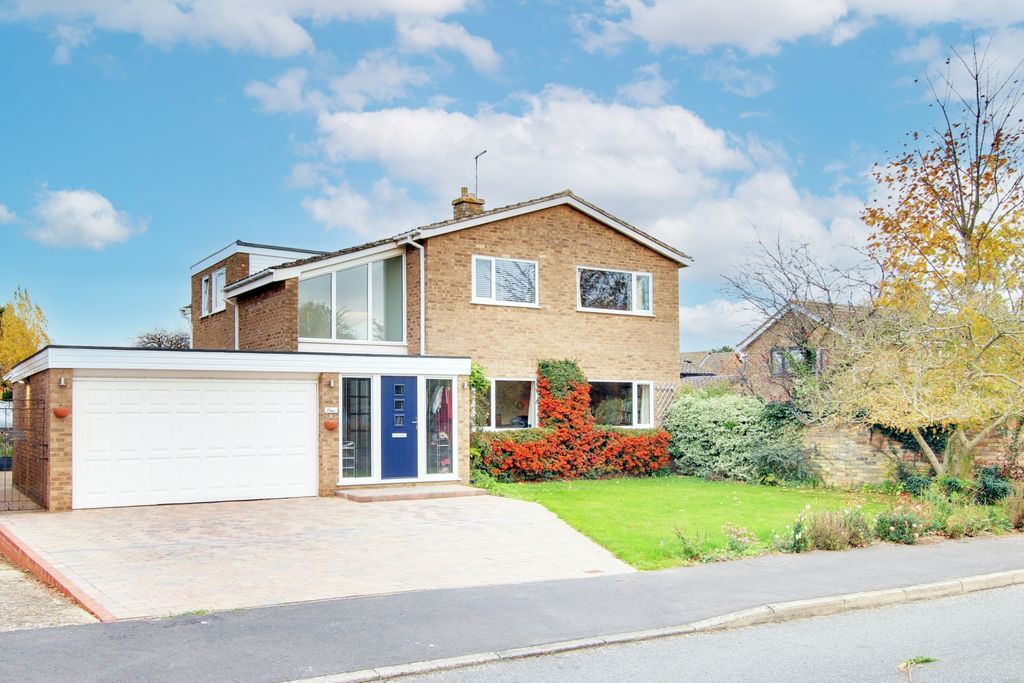 Property photo 1 of 15 Front