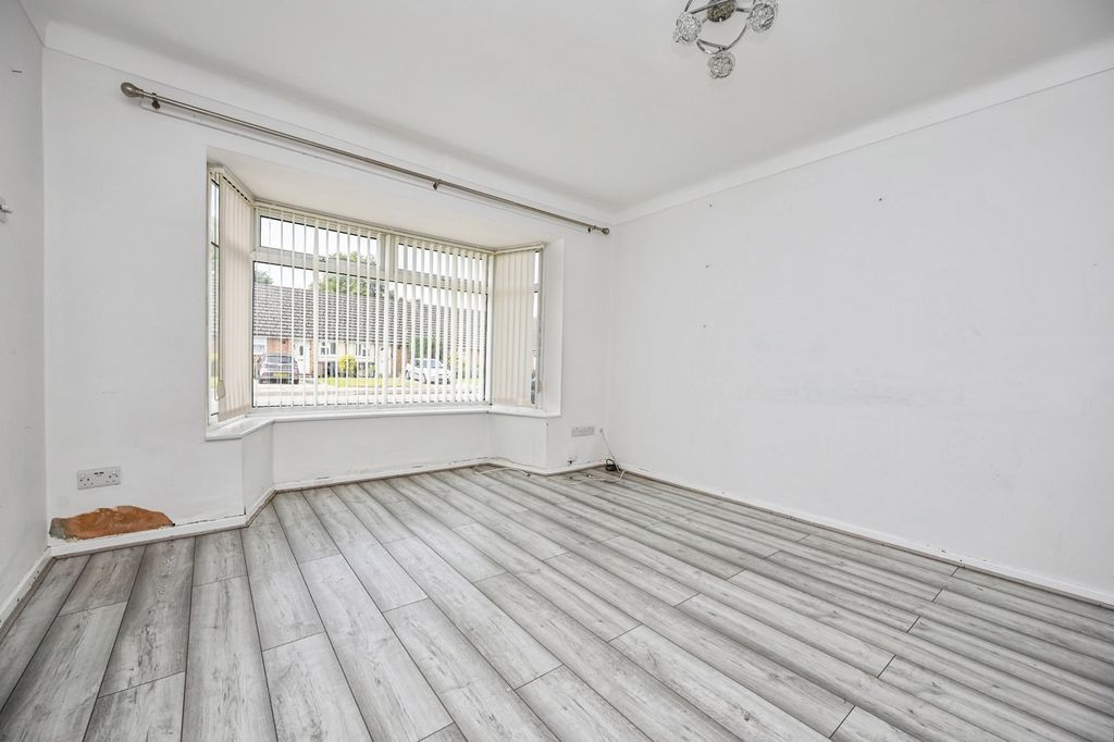 Property photo 3 of 14 Pbox-Img.Jpg