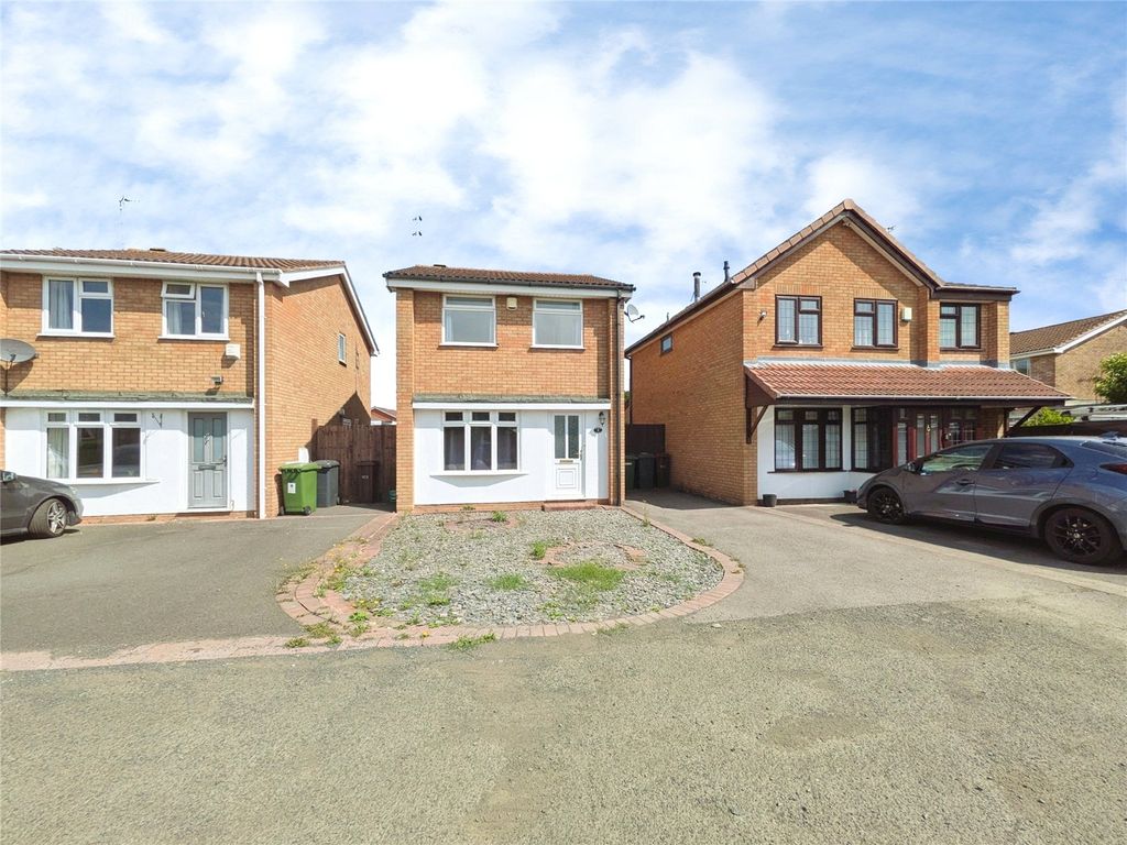 Property photo 1 of 10 Front
