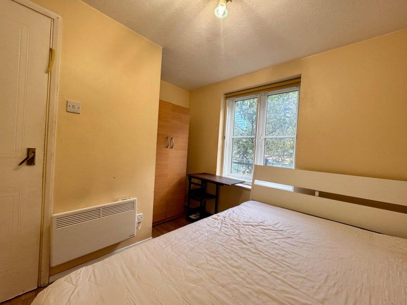Property photo 3 of 4