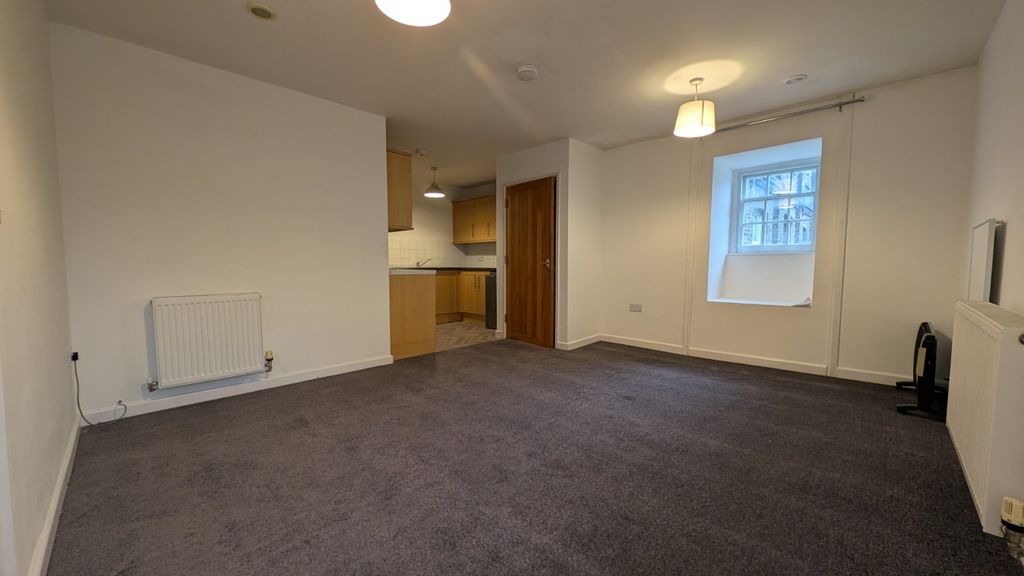 Property photo 2 of 6 Picture 2