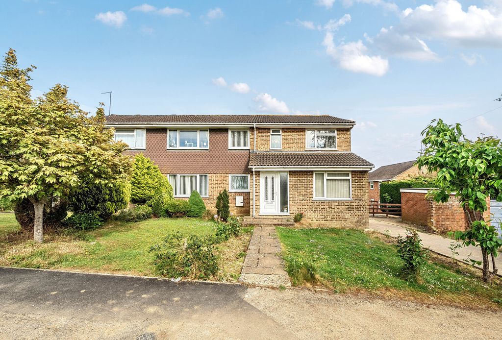 Property photo 1 of 17 1298806-2-6839E4c...