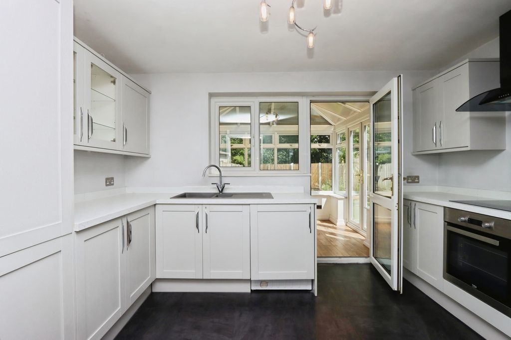 Property photo 2 of 17 Pbox-Img.Jpg