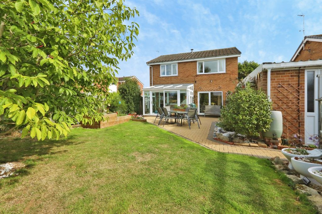 Property photo 2 of 23