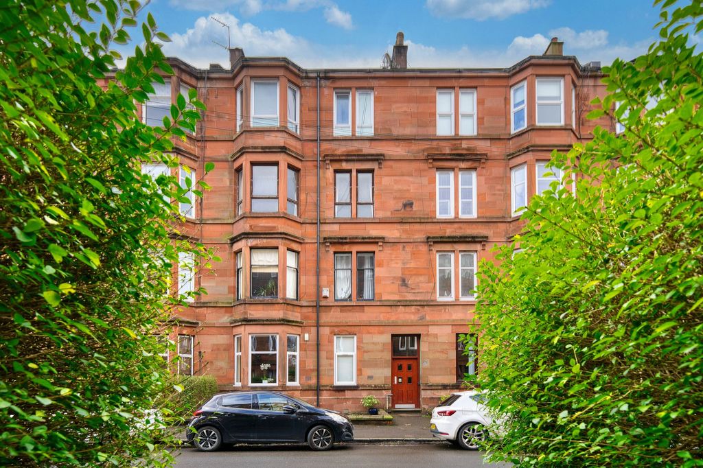 Property photo 2 of 26