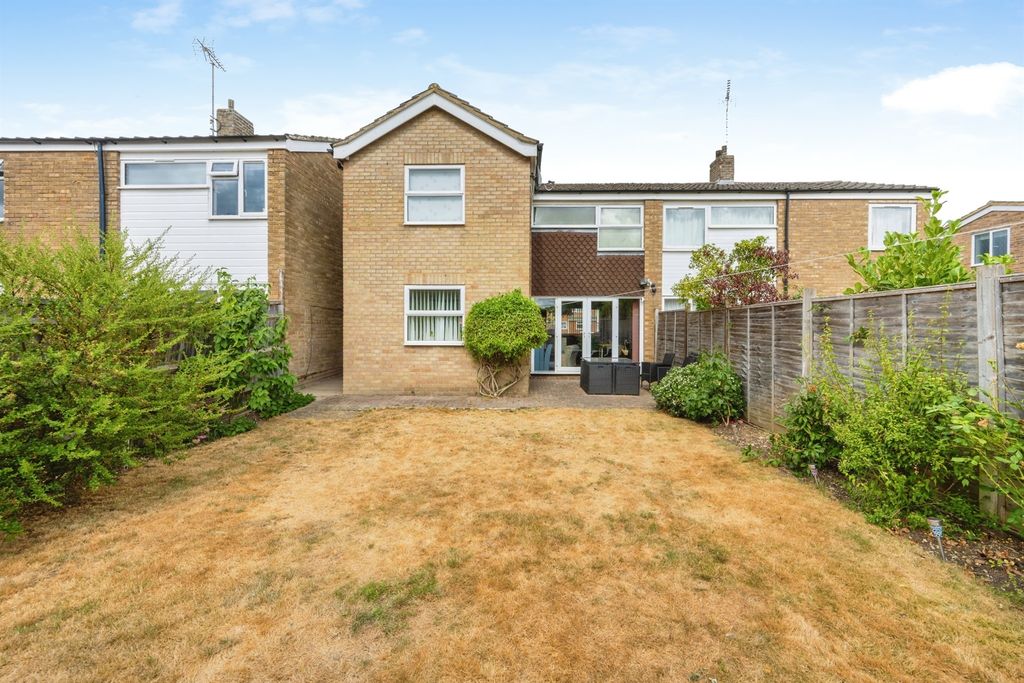 Property photo 2 of 16