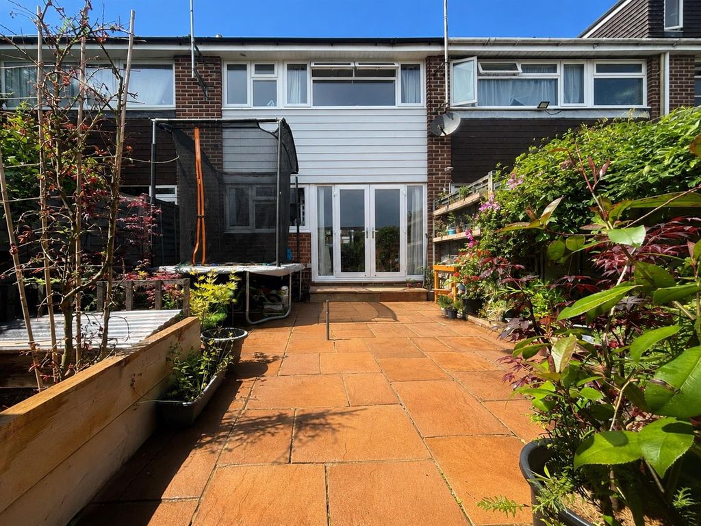 Property photo 2 of 13 6Da2649F-3Eec-4Eda-A43D-D40Fffd1A206.Png