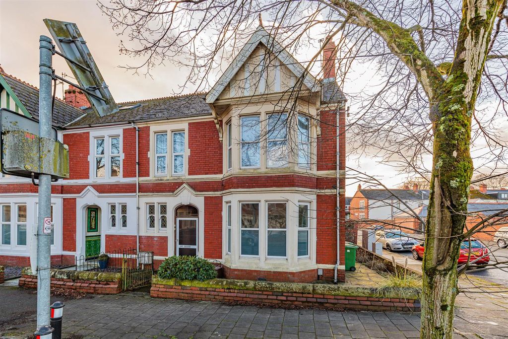 Property photo 1 of 9 Marlborough Road 140-1.Jpg