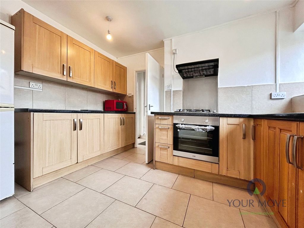 Property photo 2 of 12 Picture No. 04