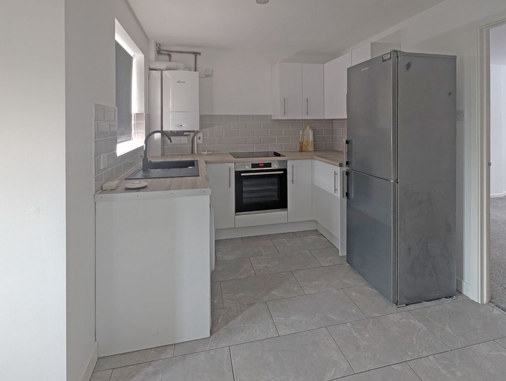 Property photo 3 of 9 4129872