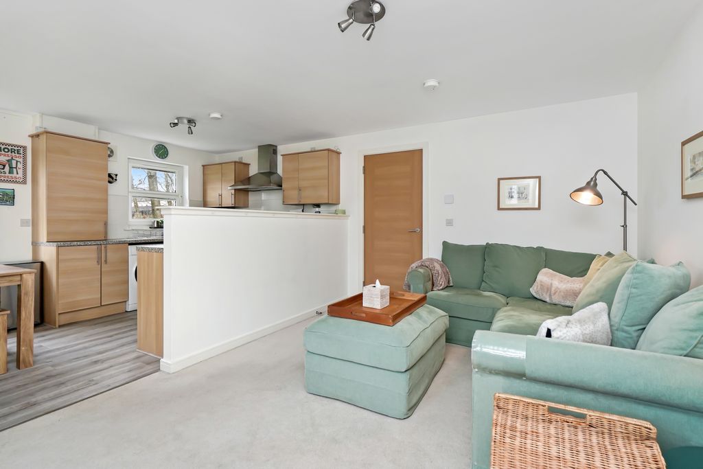 Property photo 3 of 16 Property Image 3