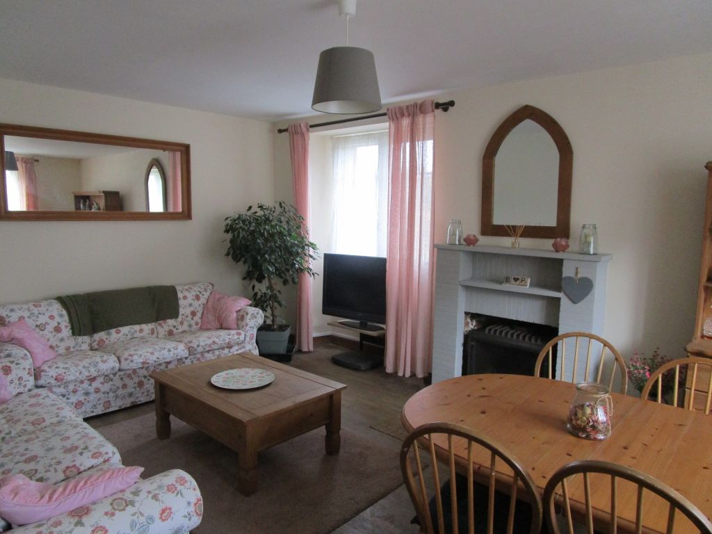 Property photo 3 of 27