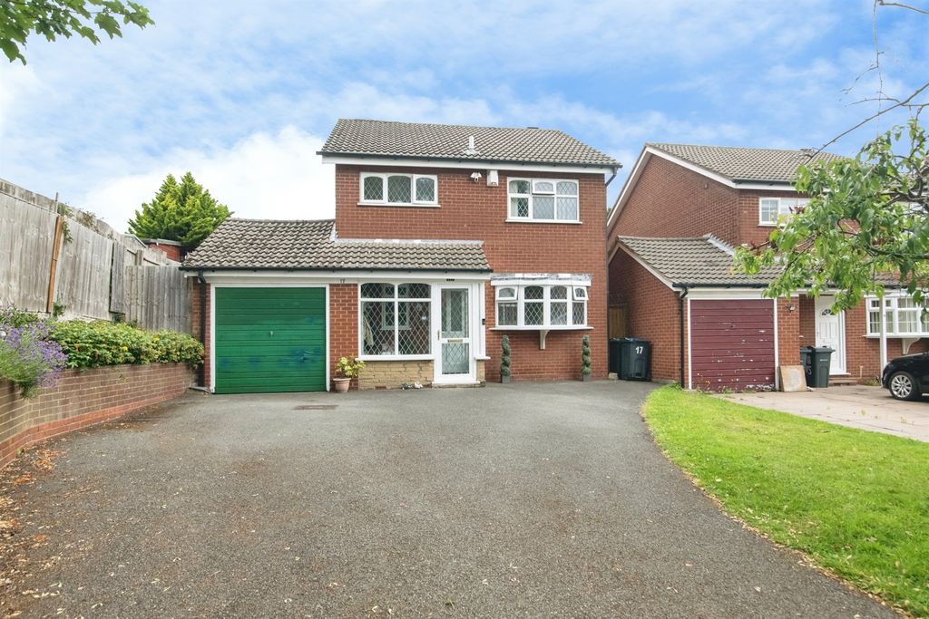 Property photo 1 of 15