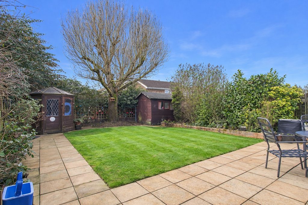 Property photo 1 of 27