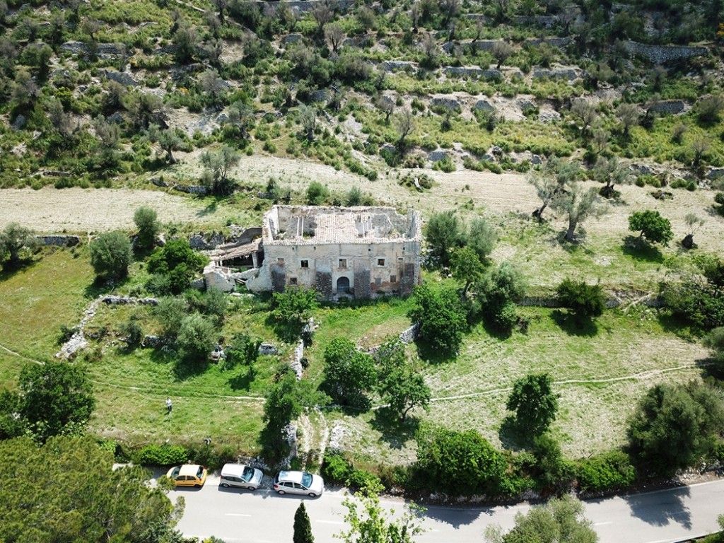 Property photo 3 of 13 View