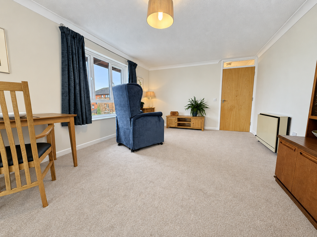 Property photo 3 of 13