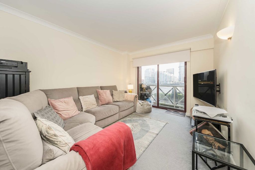 Property photo 3 of 5