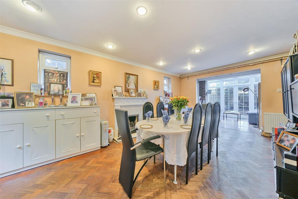 Property photo 3 of 18 1 Warren Road Reception 1.Jpg