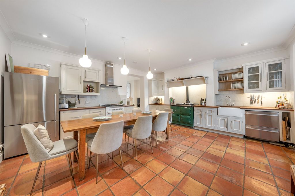 Property photo 1 of 19 Picture No. 01