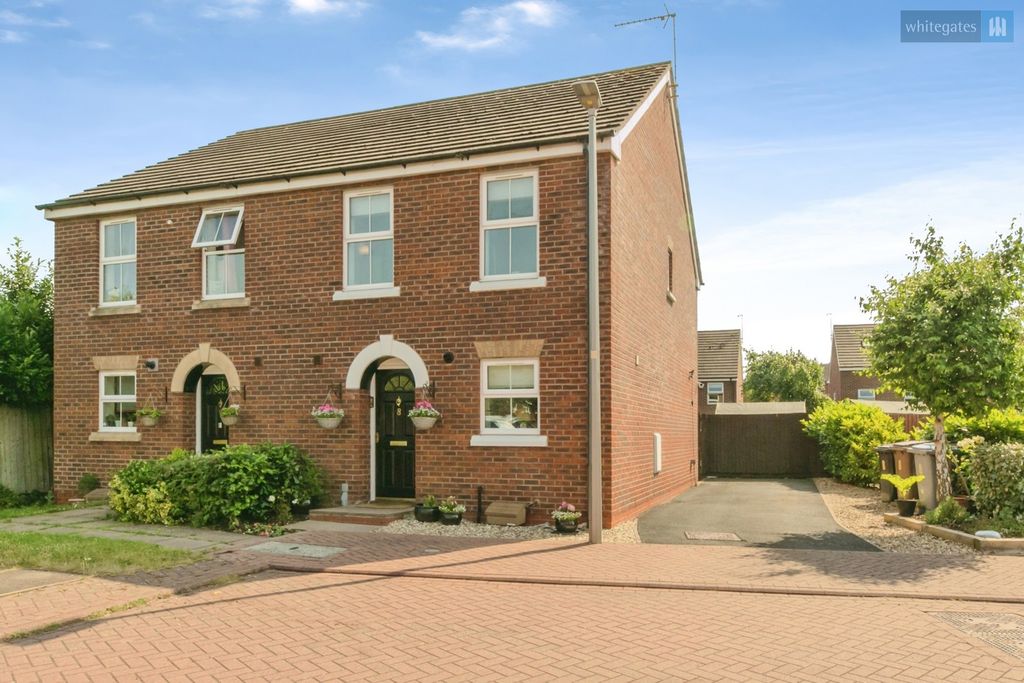 Property photo 1 of 19 Pbox-Img.Jpg