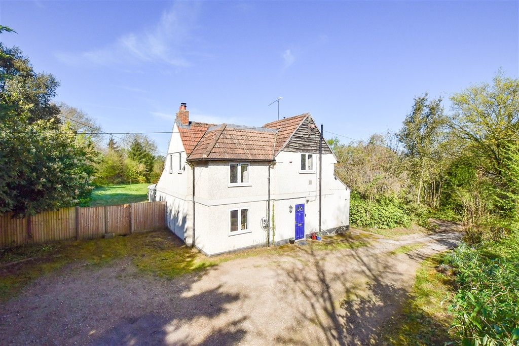 Property photo 1 of 13 External (Web)