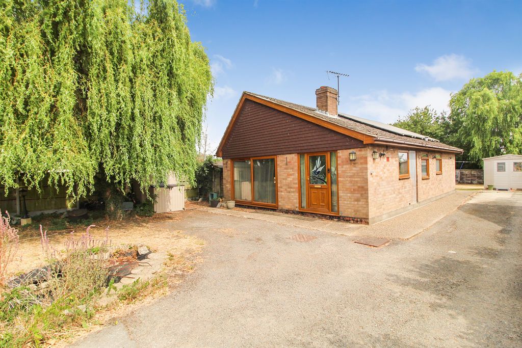 Property photo 1 of 12 Front