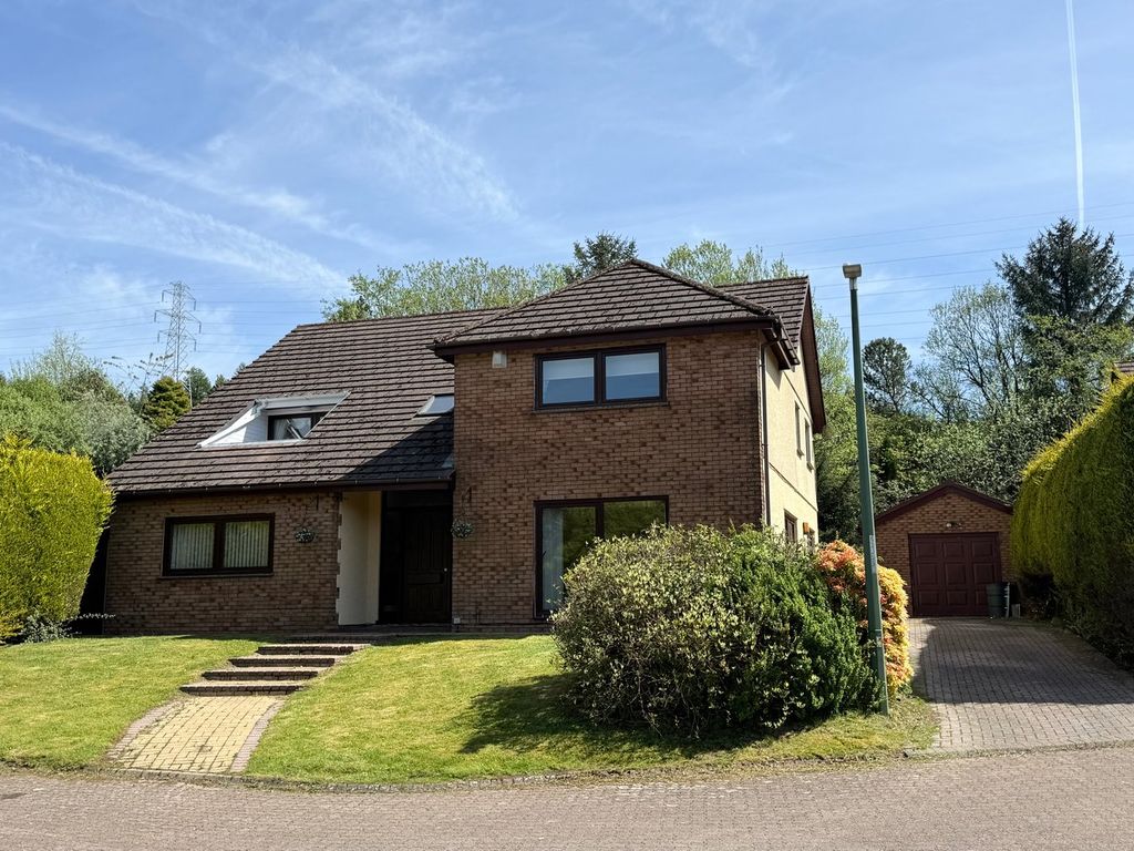 Property photo 1 of 27