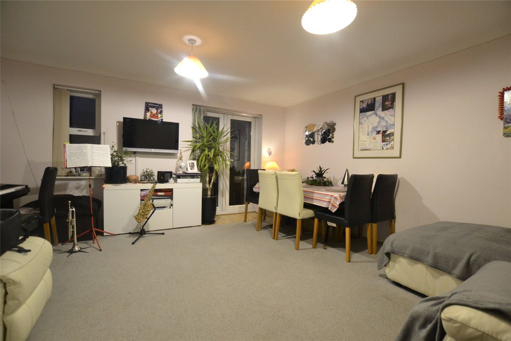 Property photo 2 of 11 Picture No. 22