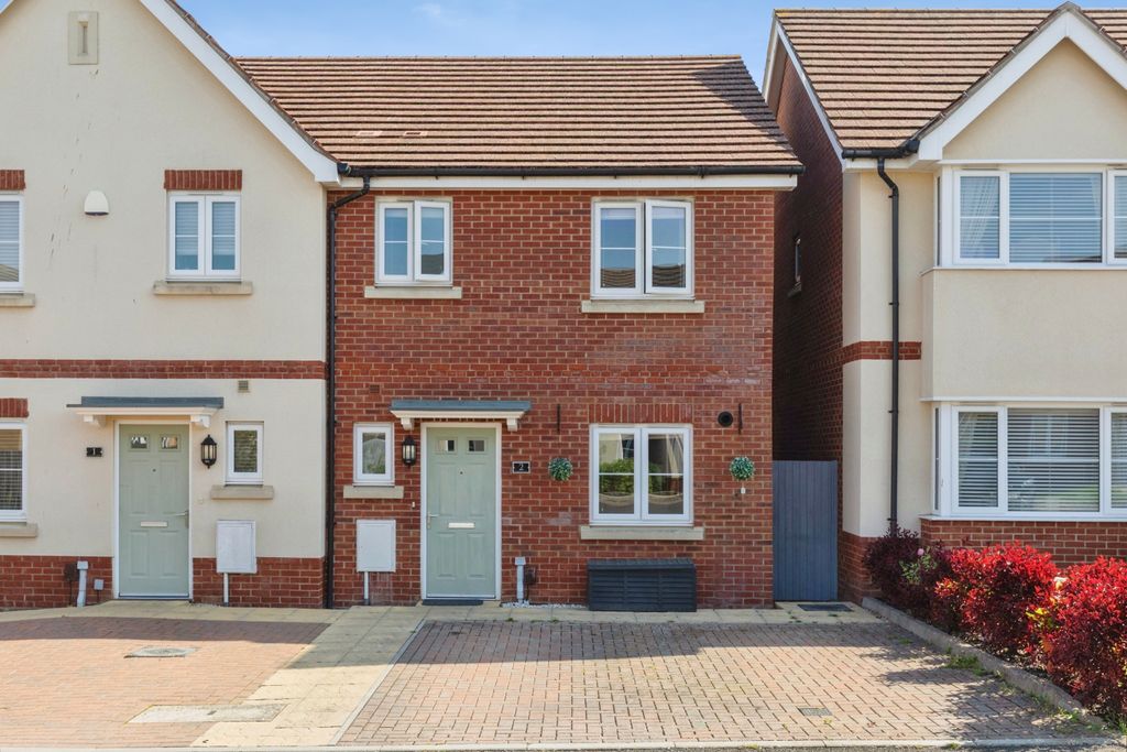 Property photo 1 of 20