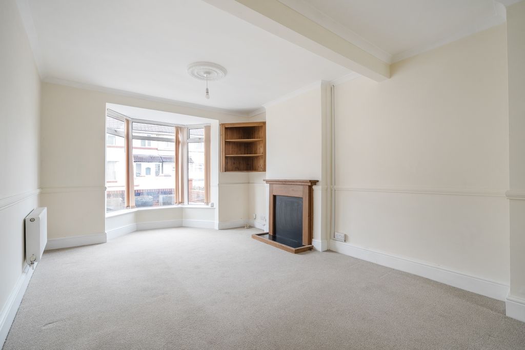 Property photo 3 of 23 1466027-5-6A0Dd7B47Fa01