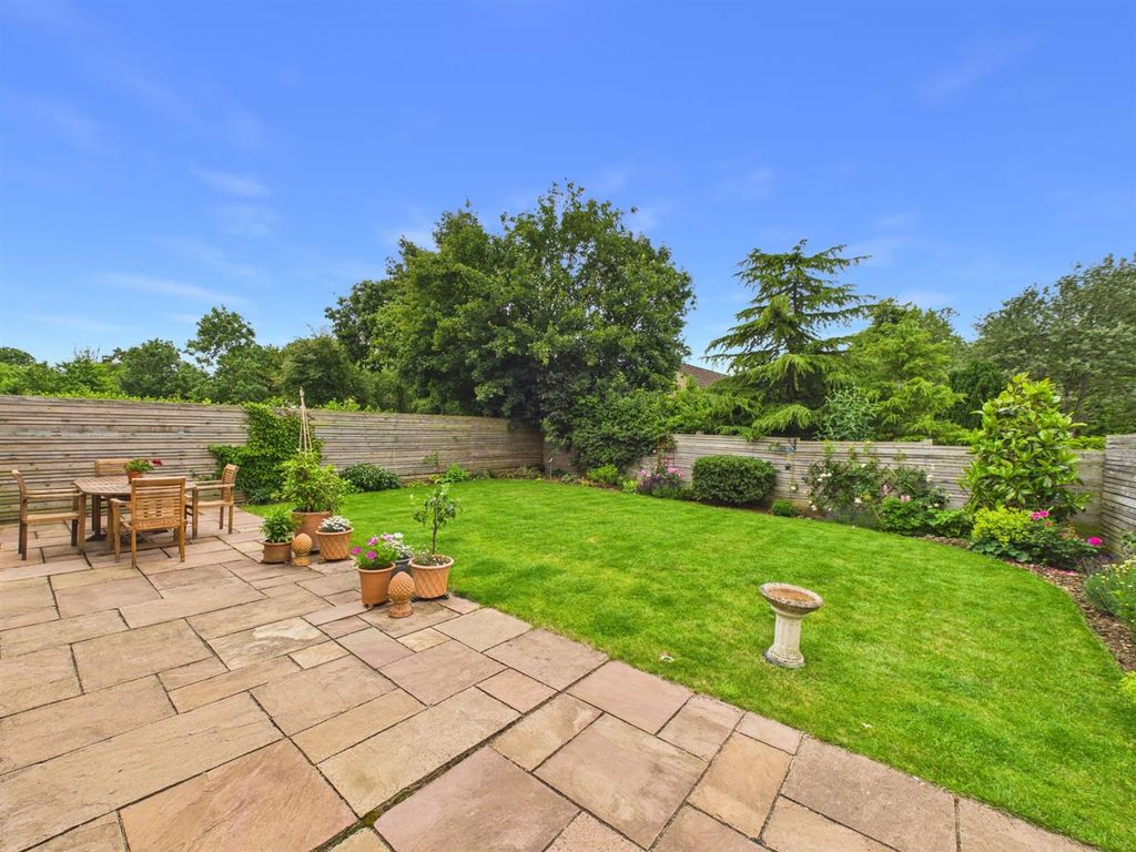 Property photo 2 of 20 Rear Garden
