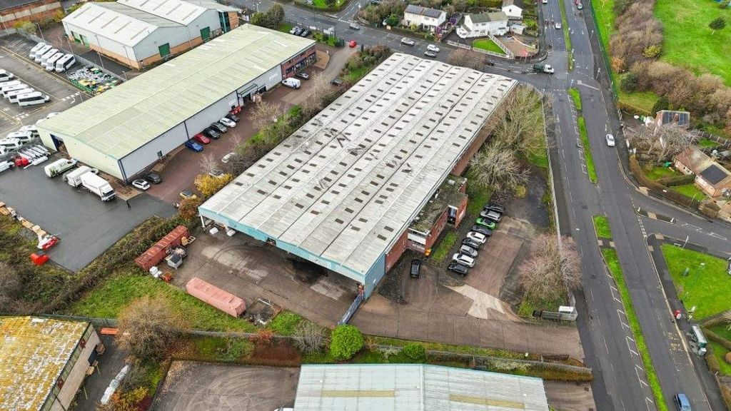 Property photo 3 of 9