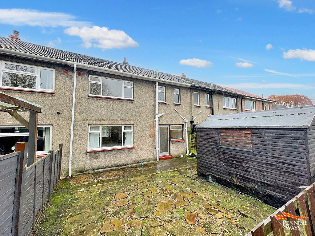 Property photo 2 of 21