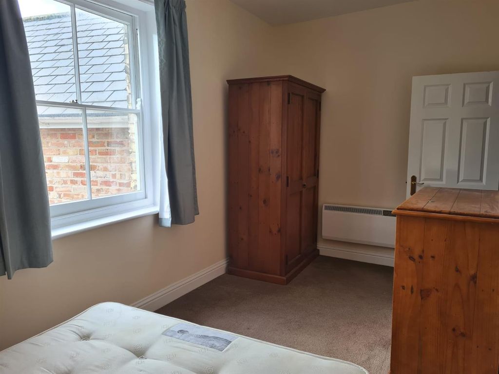 Property photo 2 of 8 Photo-2022-10-20-15-05-47.Jpg