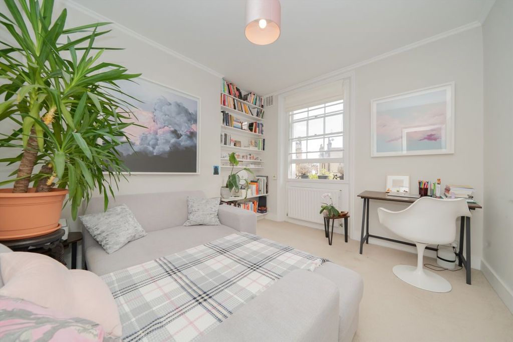 Property photo 2 of 5