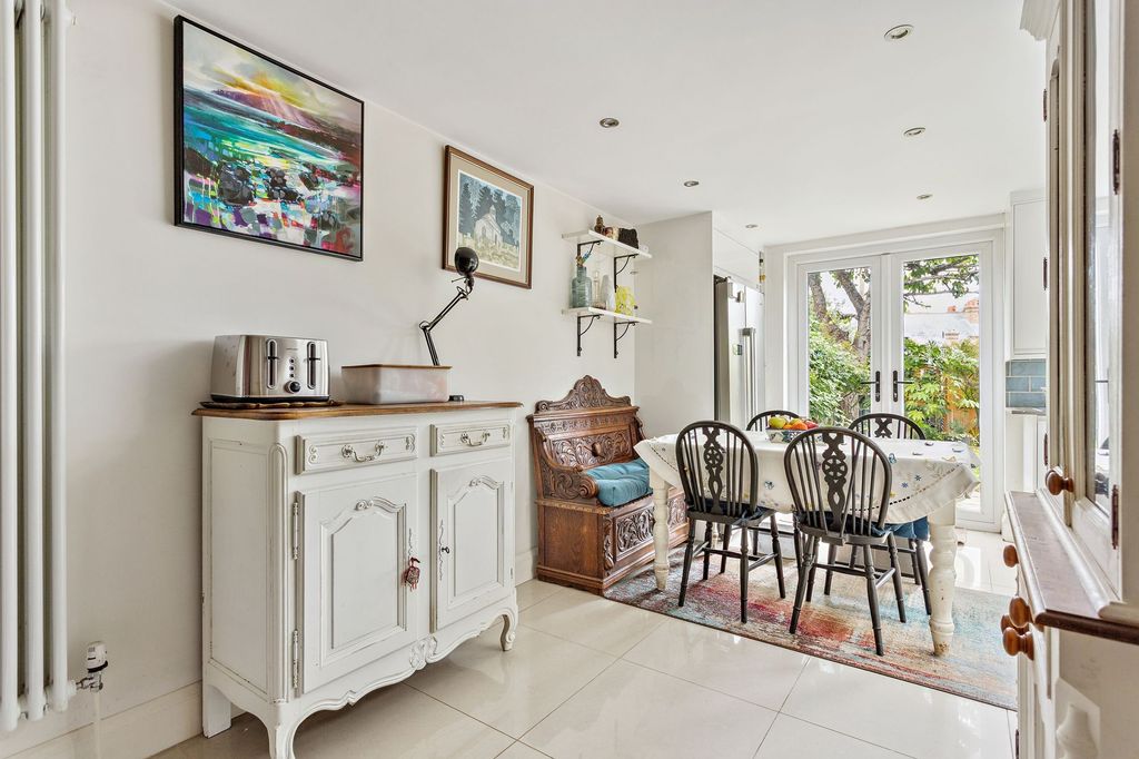 Property photo 3 of 22 Kitchen_Diner (2)