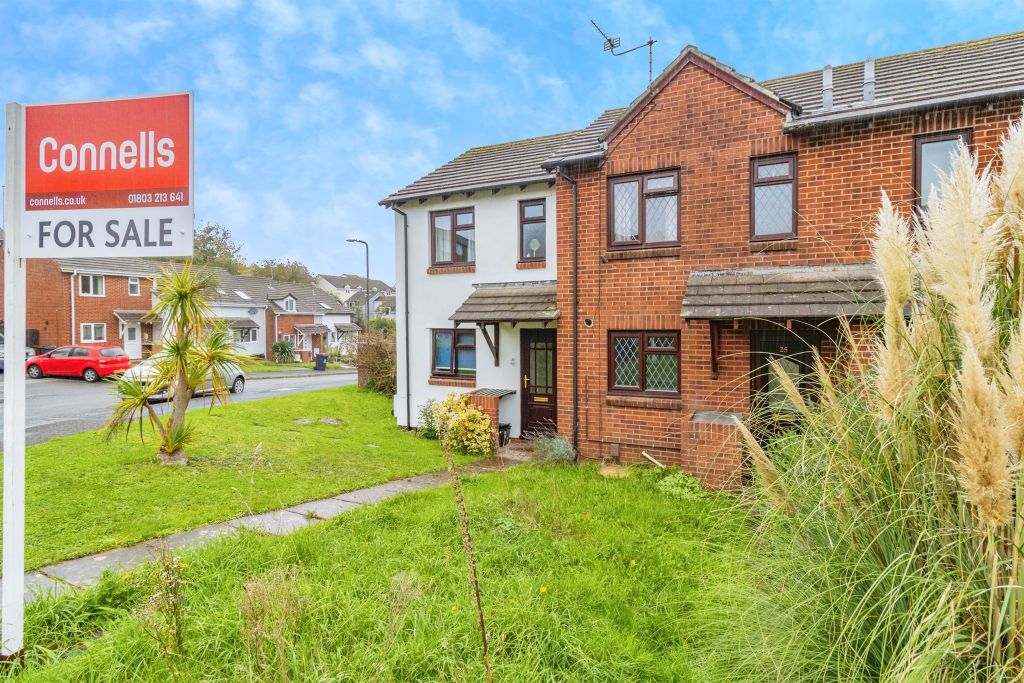 Property photo 1 of 17