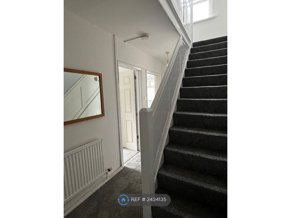 Property photo 3 of 10 Downstairs Hallway