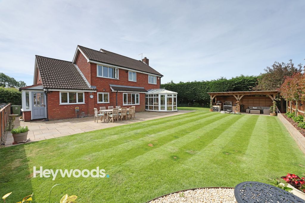 Property photo 2 of 65 2