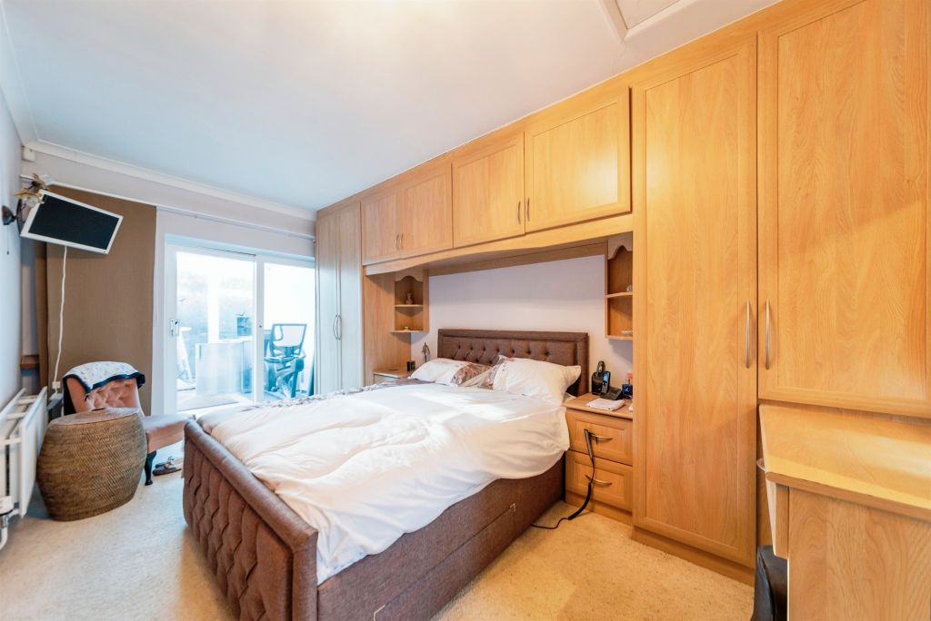 Property photo 3 of 20